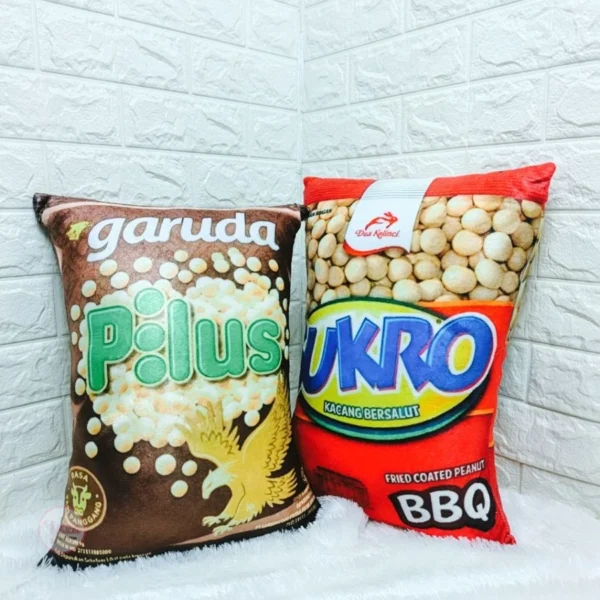 Bantal Custom Snack Pilus dan Sukro